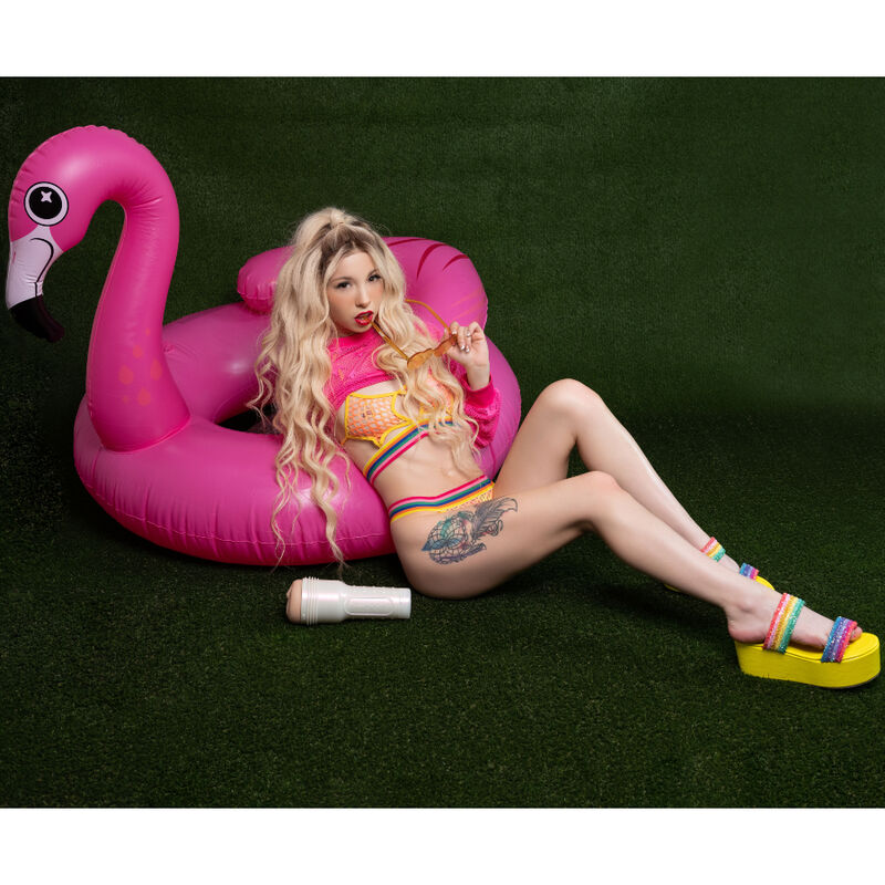 MENINAS FLESHLIGHT - VAGINA DE KENZIE REEVES