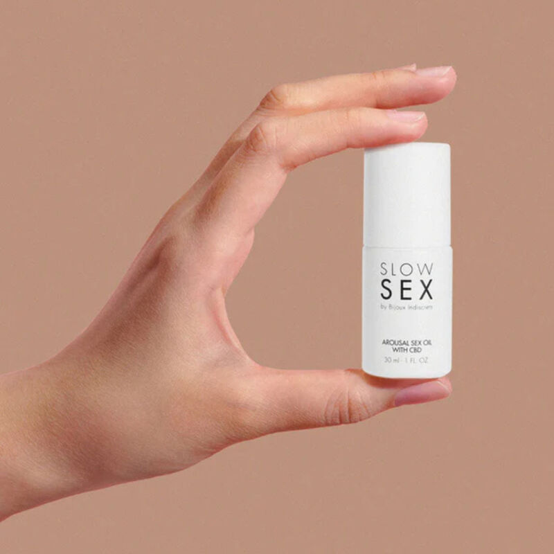 BIJOUX - ÓLEO DE MASSAGEM SEXUAL SLOW SEX COM CBD 30 ML