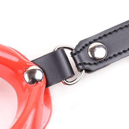 OHMAMA FETISH - MORDAÇA DE LÁBIO VERMELHO COM CORREIA