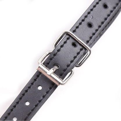 OHMAMA FETISH - MORDAÇA DE LÁBIO PRETO COM CORREIA