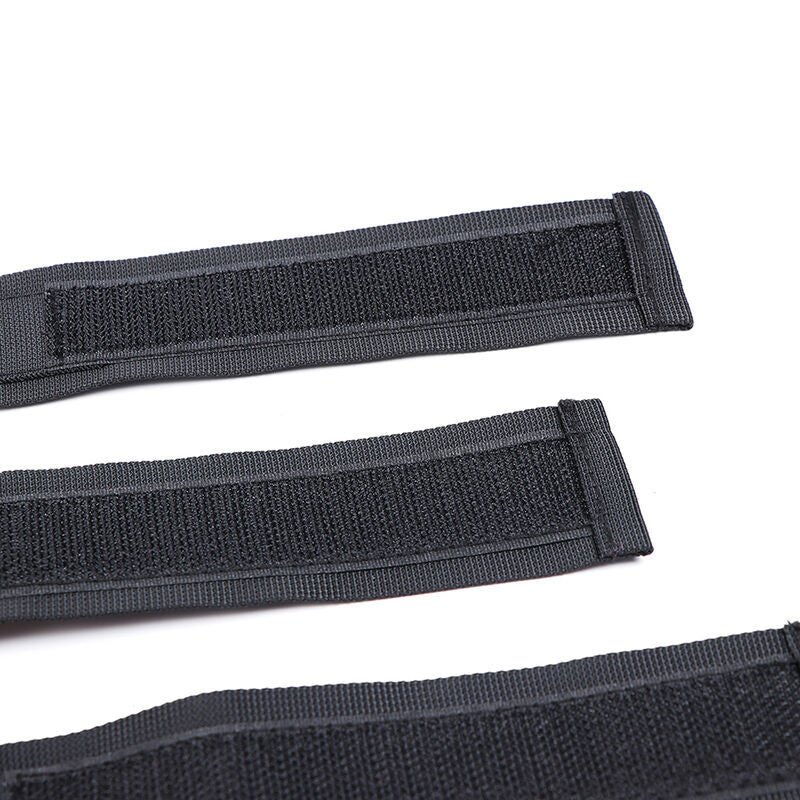 OHMAMA FETISCH - NYLON-HANDSCHELLEN UND HALSBAND