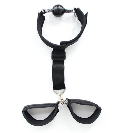 OHMAMA FETISH - FETISH NEOPRENE GAG COM ALGEMAS DE MÃO